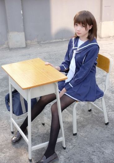 三要四妾免费观看全集_1080日韩电影在线