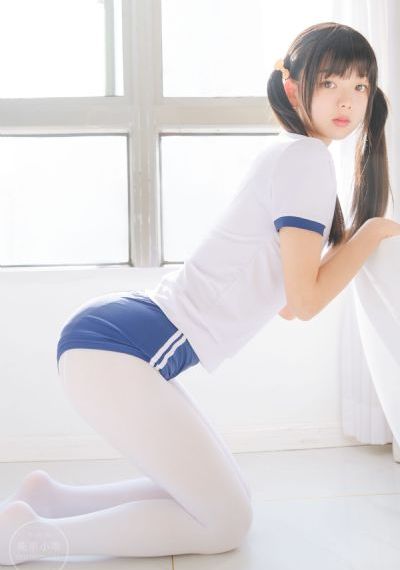 在电影院里挺进h_日韩在线观看