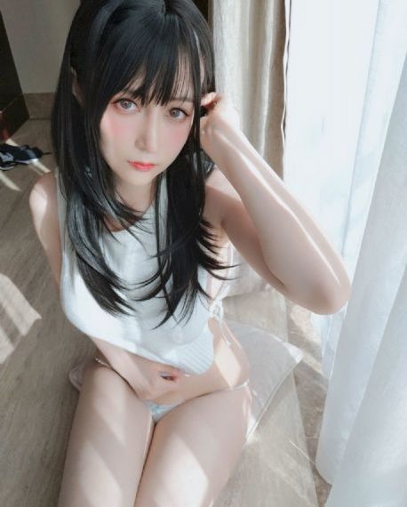 日本一卡二卡三卡在线观看_4K动漫在线观看