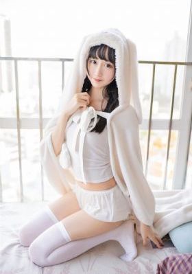 寂寞的女邻居3_国产剧免费高清观看