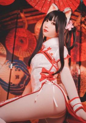 丰满的婶婶2_有字幕完整版